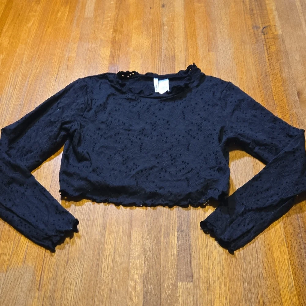 Celebrity Pink Swim Girls Large (11-13) Black Eyelet Long Sleeve Crop‎ Coverup